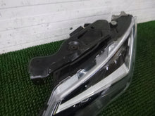 Laden Sie das Bild in den Galerie-Viewer, Frontscheinwerfer Seat Leon 5F1941007E LED Links Scheinwerfer Headlight