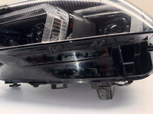 Laden Sie das Bild in den Galerie-Viewer, Frontscheinwerfer BMW X1 5A5BD47-01 LED Links Scheinwerfer Headlight SCH7642939323ok