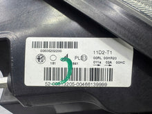 Laden Sie das Bild in den Galerie-Viewer, Frontscheinwerfer Alfa Romeo Giulietta 00505202200 Links Scheinwerfer Headlight SCH8024949248tz