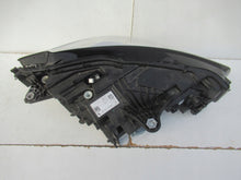 Laden Sie das Bild in den Galerie-Viewer, Frontscheinwerfer BMW 2 Active Tourer U06 5A42247 LED Links Headlight SCH1867467224mj