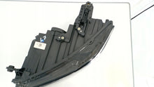 Load image into Gallery viewer, Frontscheinwerfer VW Passat 3G1941035Q 90172734 LED Links Scheinwerfer Headlight