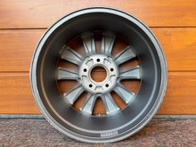 Load image into Gallery viewer, 1x Alufelge 20 Zoll 8.5" 5x150 58ET Glanz Graphit Mg Land Cruiser Tundra FEL3057094212fz