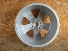 Load image into Gallery viewer, 1x Alufelge 17 Zoll 6.5&quot; 5x112 43ET 8V0601025AD Audi A3 Rim Wheel