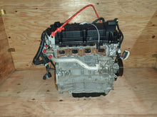 Laden Sie das Bild in den Galerie-Viewer, Motor Mitsubishi Outlander III 4J12 2.4 69TKm 2014 Benzin Engine Komplett MOT5973348462mm