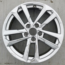 Load image into Gallery viewer, 1x Alufelge 17 Zoll 6.5" 5x112 43ET Glanz Silber 8Y0601025L Audi A3 Rim Wheel FEL2244525025cg