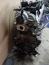 Load image into Gallery viewer, Motor VW Golf III VII Passat B8 CRLB 2.0 TDI 150PS 110kW 2015 Diesel Unkomplett