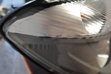 Load image into Gallery viewer, Frontscheinwerfer Mercedes-Benz Sprinter Rechts Scheinwerfer Headlight SCH1192509304kb