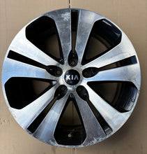 Laden Sie das Bild in den Galerie-Viewer, 1x Alufelge 18 Zoll 7.0&quot; 5x114.3 40,5ET Glanz 52910-3U300 Kia Rim Wheel