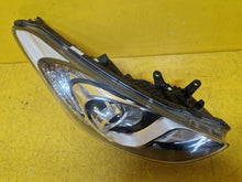 Laden Sie das Bild in den Galerie-Viewer, Frontscheinwerfer Hyundai I30 III 92102-A6000 Rechts Scheinwerfer Headlight SCH4222712711xm