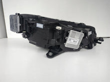 Laden Sie das Bild in den Galerie-Viewer, Frontscheinwerfer Skoda Superb III 3V1941015D Full LED Links Headlight