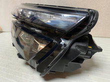 Laden Sie das Bild in den Galerie-Viewer, Frontscheinwerfer Skoda Kamiq 658941015 Links Scheinwerfer Headlight SCH2343282759py