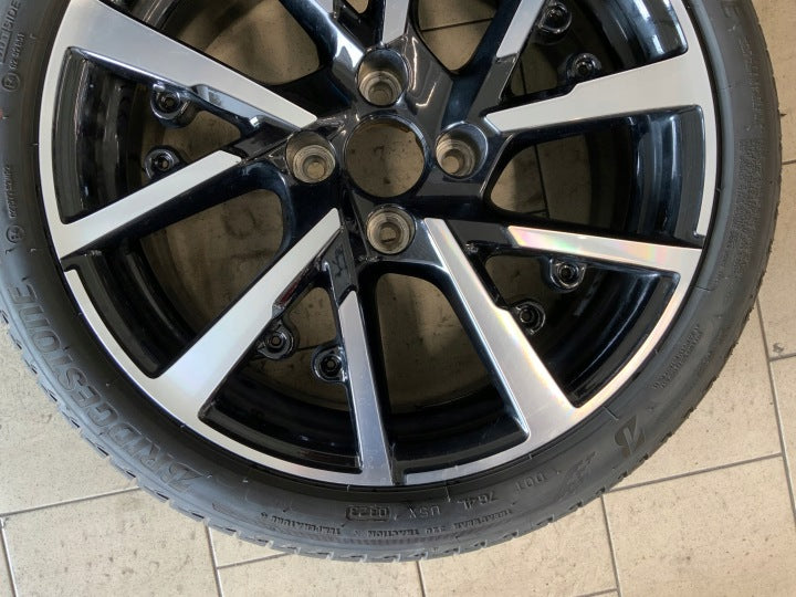 1x Alufelge 17 Zoll 7.0" 4x108 32ET Glanz Schwarz 9825165080 Peugeot Rim Wheel FEL7951159731xm