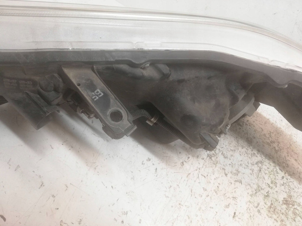 Frontscheinwerfer Toyota Hilux Rechts Scheinwerfer Headlight SCH9241914757zf