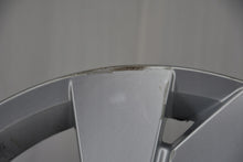 Load image into Gallery viewer, 1x Alufelge 17 Zoll 6.5" 5x112 46ET Glanz Silber 5H0601025B VW Golf Viii FEL7270949948kw