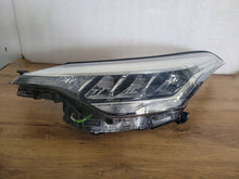 Laden Sie das Bild in den Galerie-Viewer, Frontscheinwerfer Toyota C-Hr 201665356 81150F4180 Links Scheinwerfer Headlight SCH6851855488pg