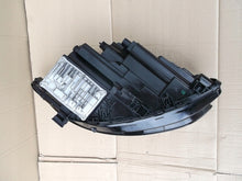 Laden Sie das Bild in den Galerie-Viewer, Frontscheinwerfer Mercedes-Benz W246 A2469065301 LED Links Headlight