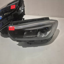 Laden Sie das Bild in den Galerie-Viewer, Frontscheinwerfer Mercedes-Benz A2479062503 A2479062603 LED Ein Satz Headlight SCH5280549521oz