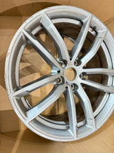 Laden Sie das Bild in den Galerie-Viewer, 1x Alufelge 18 Zoll 8.0&quot; 5x112 30ET 8093405 BMW G31 G30 Rim Wheel