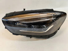 Laden Sie das Bild in den Galerie-Viewer, Frontscheinwerfer Mercedes-Benz W247 A2479061105 Links Scheinwerfer Headlight SCH2246396601qf