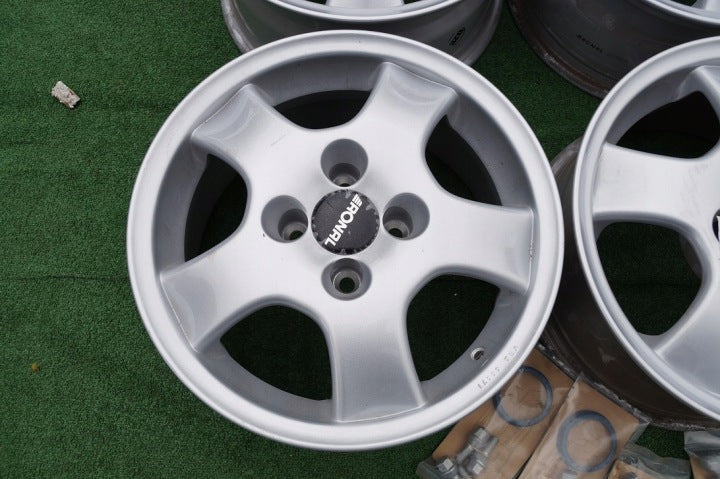 4x Alufelge 15 Zoll 7.0" 4x100 37ET Matt Silber 7R5704Q3 Opel Corsa E D FEL9886862997ei