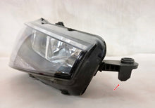 Load image into Gallery viewer, Frontscheinwerfer Skoda Scala 657941015 Ein Satz Scheinwerfer Headlight SCH1547161081bw
