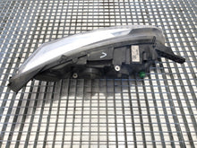 Laden Sie das Bild in den Galerie-Viewer, Frontscheinwerfer Opel Movano C 00468622900 Links Scheinwerfer Headlight SCH4702420117hl