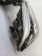 Laden Sie das Bild in den Galerie-Viewer, Frontscheinwerfer BMW X1 F48 I 7495003 7495004 LED Ein Stück (Rechts oder Links) SCH2990104264zf