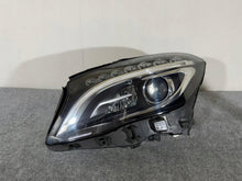 Laden Sie das Bild in den Galerie-Viewer, Frontscheinwerfer Mercedes-Benz Gla A1569062300 Links Scheinwerfer Headlight SCH5905544135rg
