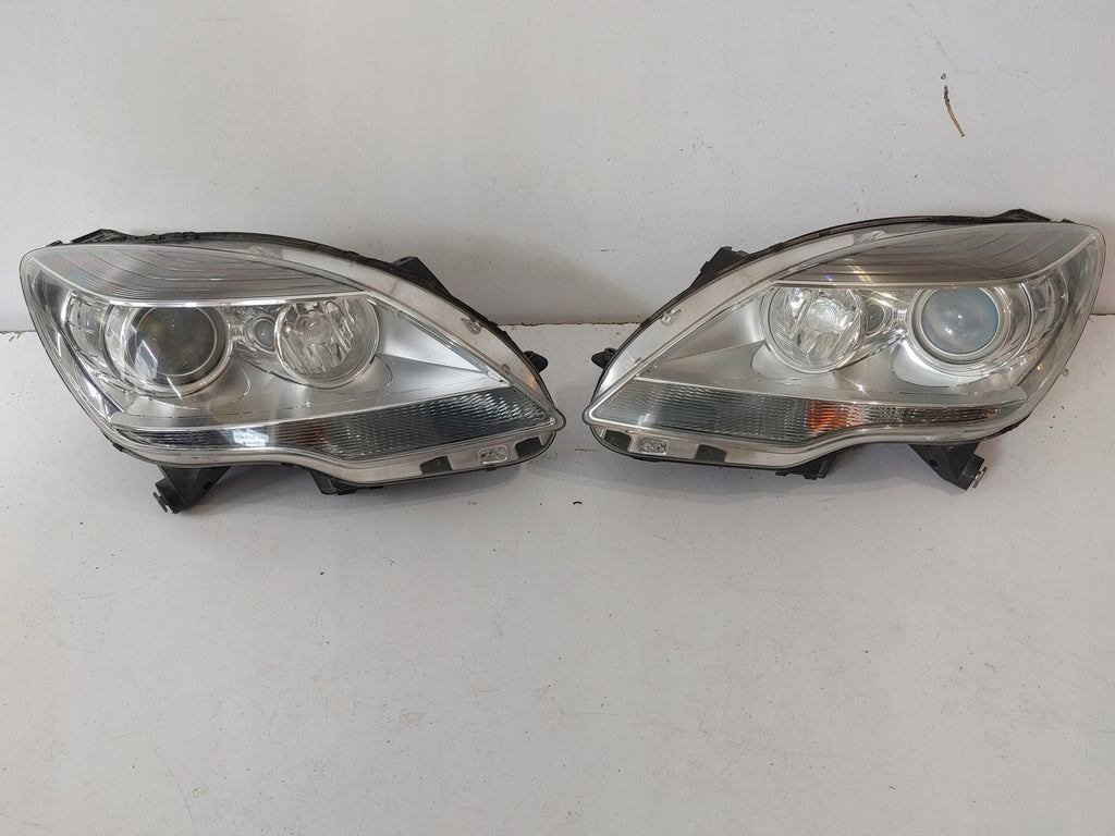 Frontscheinwerfer Mercedes-Benz W251 A2518203661 Xenon Ein Satz Headlight