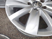 Laden Sie das Bild in den Galerie-Viewer, 4x Alufelge 16 Zoll 7.0" 5x112 45ET 3AA601025AF VW Passat B7 Golf VI Touran FEL5815431965ch