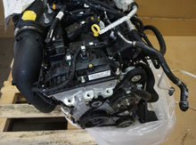 Laden Sie das Bild in den Galerie-Viewer, Motor Ford Fiesta II Fbd LJ6E-6007-FA 2.0 97PS 71kW 7Km 2022 Benzin Komplett MOT7603192424kn