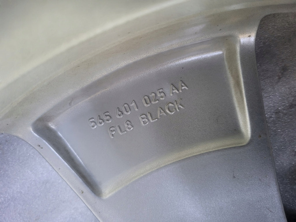 1x Alufelge 17 Zoll 6.5" 5x112 49ET Glanz Silber 565601025 Skoda Kodiaq