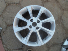 Load image into Gallery viewer, 1x Alufelge 17 Zoll 7.0" 4x108 47 5ET Glanz Silber H1BC-1007-C1A Ford Fiesta I FEL4931421068ay