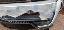 Laden Sie das Bild in den Galerie-Viewer, Frontscheinwerfer Audi Q3 83A941011 Xenon Links Scheinwerfer Headlight SCH1005114511yh