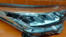 Laden Sie das Bild in den Galerie-Viewer, Frontscheinwerfer Toyota Chr C-Hr 81110-F4180 LED FALSE Scheinwerfer Headlight SCH8178400144gc