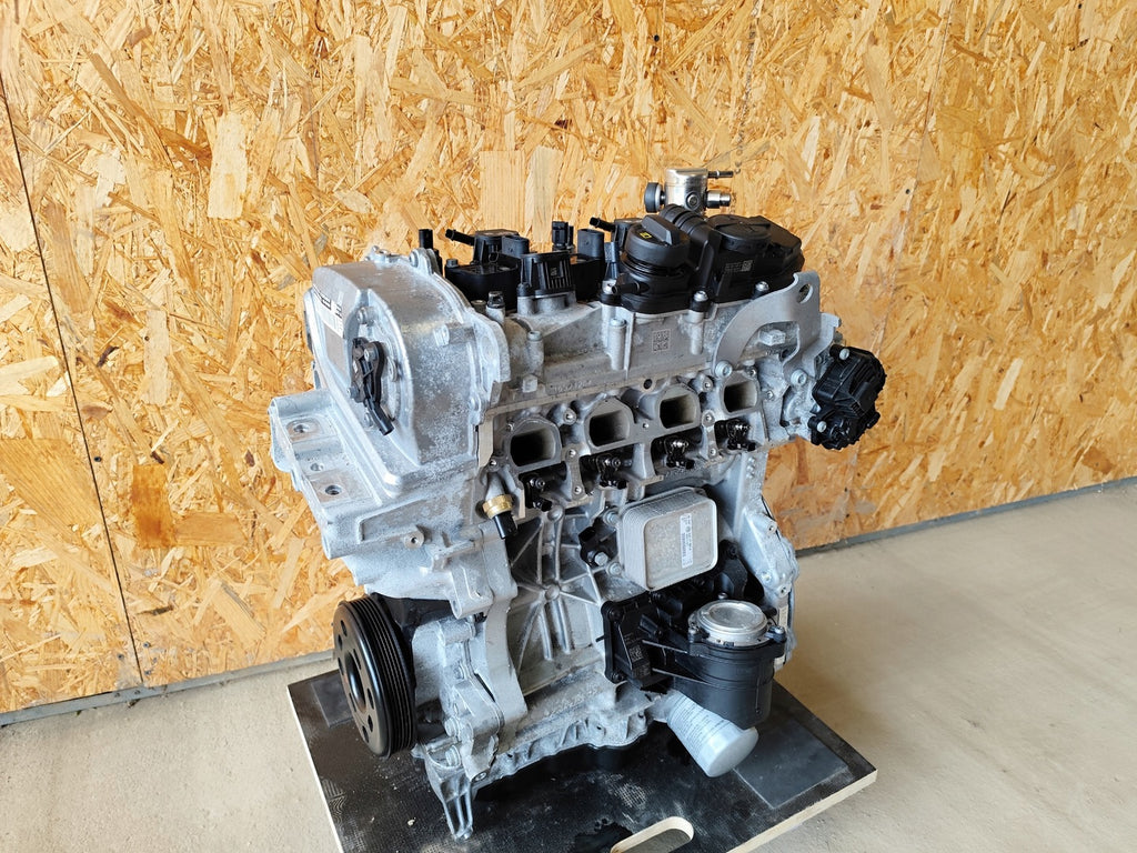 Motor Audi A3 05E100033A 1.5 TSI 85kW 19TKm 2024 Benzin Engine Unkomplett