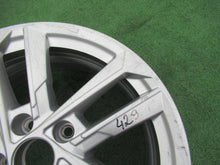 Load image into Gallery viewer, 1x Alufelge 17 Zoll 6.5&quot; 5x112 43ET Silber 8Y0601025L Audi A3 Rim Wheel