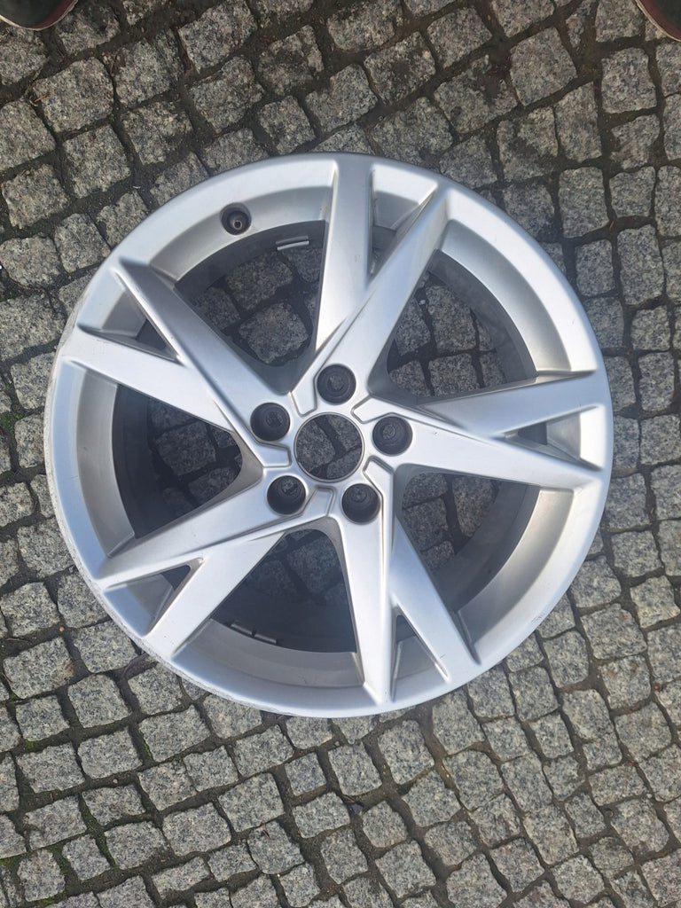 1x Alufelge 17 Zoll 7.5" 5x112 38ET Glanz Silber 8W0601025K Audi Rim Wheel FEL7717272770cz