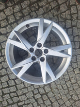 Load image into Gallery viewer, 1x Alufelge 17 Zoll 7.5" 5x112 38ET Glanz Silber 8W0601025K Audi Rim Wheel FEL7717272770cz