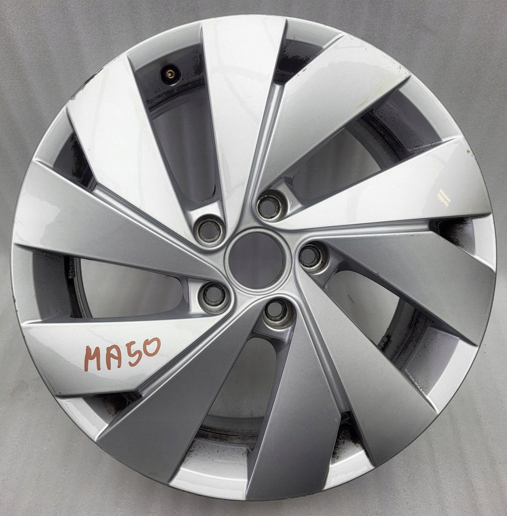 1x Alufelge 17 Zoll 6.5" 5x112 46ET Glanz Silber 5H0601025B VW Golf Rim Wheel FEL5749106879wf