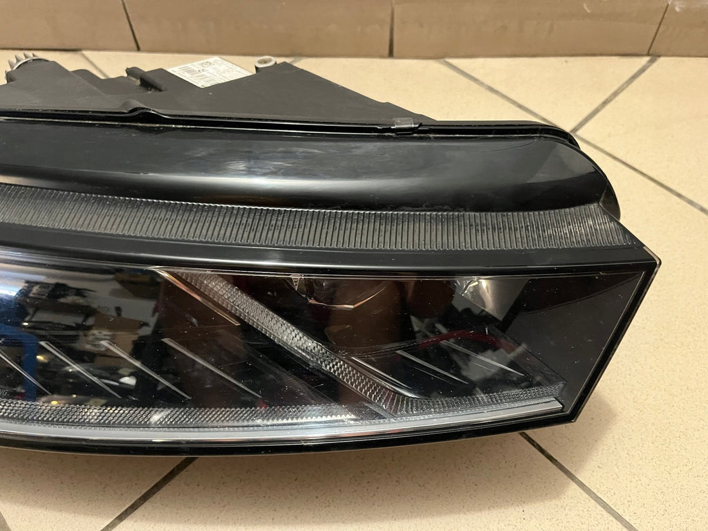 Frontscheinwerfer Skoda Octavia IV 5E4941016A LED Rechts Scheinwerfer Headlight SCH9601361379mw
