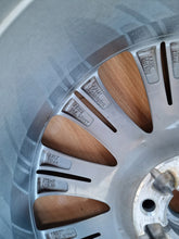 Laden Sie das Bild in den Galerie-Viewer, 1x Alufelge 19 Zoll 8.0" 5x115 46ET Glanz Silber Opel Zafira Rim Wheel FEL4814301887in