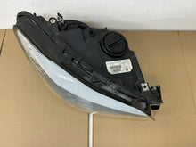 Laden Sie das Bild in den Galerie-Viewer, Frontscheinwerfer BMW 5 F10 7203252 FALSE Scheinwerfer Headlight SCH8374089526qv