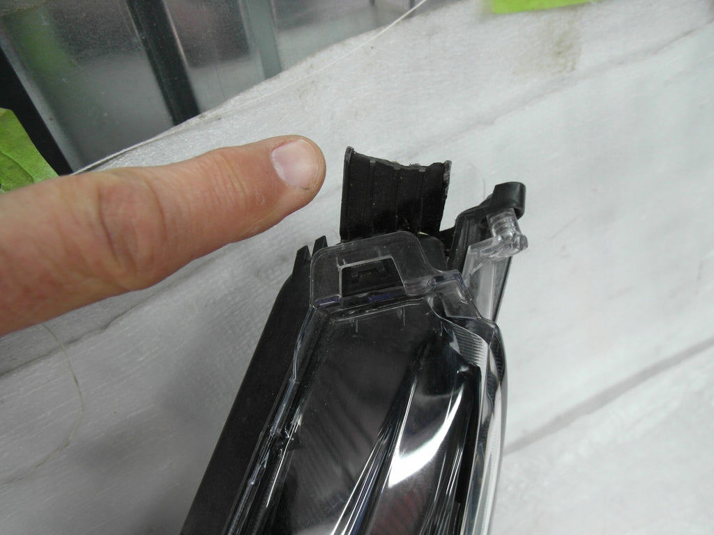 Frontscheinwerfer Toyota Corolla 81150-02S70 LED Ein Stück (Rechts oder Links)