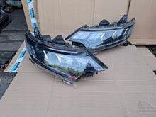 Laden Sie das Bild in den Galerie-Viewer, Frontscheinwerfer Mitsubishi Outlander III Full LED Rechts oder Links