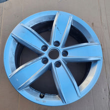 Laden Sie das Bild in den Galerie-Viewer, 1x Alufelge 17 Zoll 6.5" 5x112 38ET 5NA071497 VW Tiguan Rim Wheel FEL4499556954ty