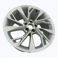 Load image into Gallery viewer, 1x Alufelge 18 Zoll 8.5&quot; 5x112 29ET Glanz Silber 8W0601025 Audi Rim Wheel