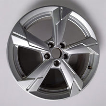 Load image into Gallery viewer, 1x Alufelge 18 Zoll 8.0&quot; 5x112 39ET Glanz Silber 4K0601025 Audi A6 Rim Wheel