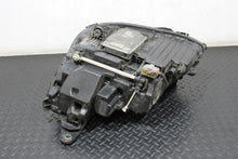 Laden Sie das Bild in den Galerie-Viewer, Frontscheinwerfer Mercedes-Benz W213 A2139067806 LED Rechts oder Links SCH8990701299og
