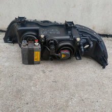 Load image into Gallery viewer, Frontscheinwerfer BMW E39 Xenon Ein Satz Scheinwerfer Headlight SCH2199576445em